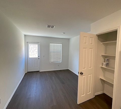 3rd image of 1005 Clear Dusk Ln