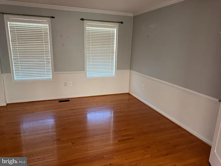 50 Dorothy Ln — Photo 4