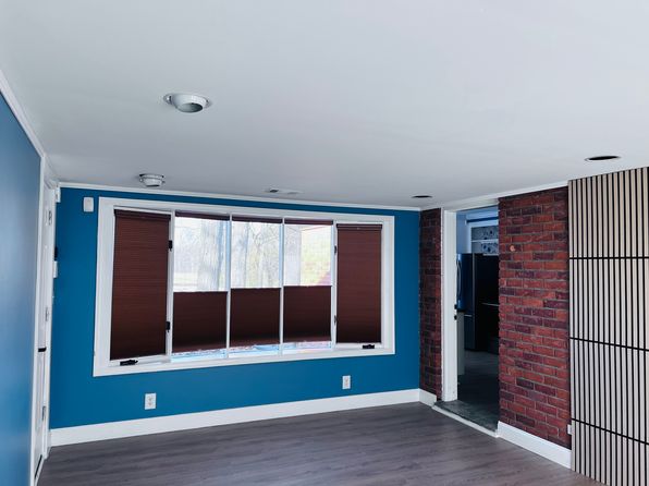 5585 Old Orchard Trl