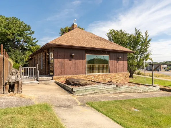 330 North St, Murphysboro, IL 62966