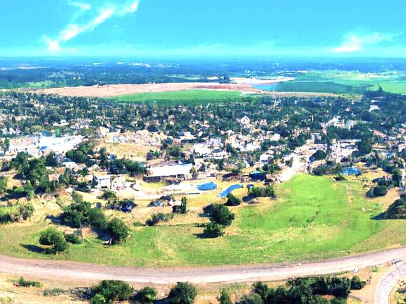 2nd image of 0 Maple Dr