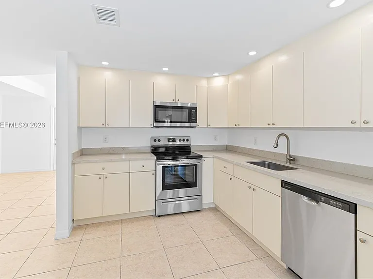 365 NW 109th Ave #701 — Photo 5