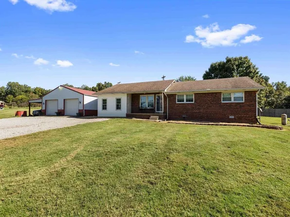 12 Dogwood Dr, Beaver Dam, KY 42320
