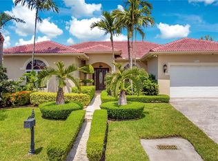 9941 NW 27th Ter, Doral, FL 33172