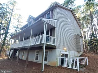 1112 Stagecoach Trl, Lusby, MD 20657