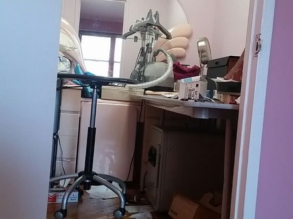 walk-in closet