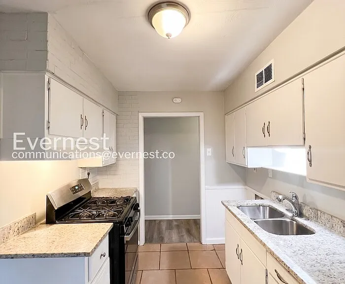 856 White Clover Ln — Photo 6