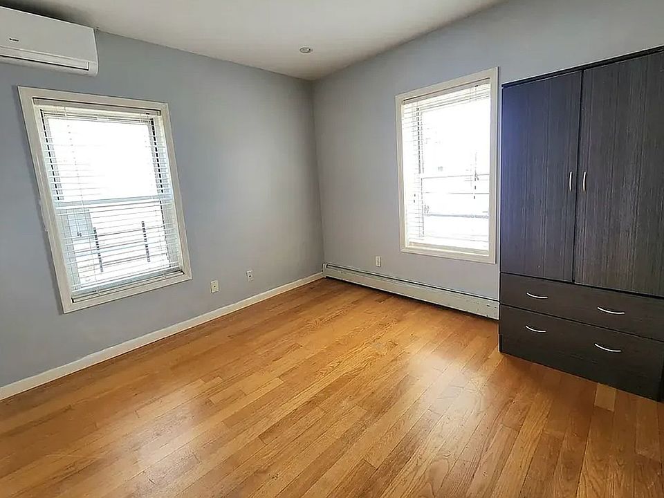 1st image of 1524 78th St #3