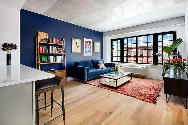 Rented by Bold New York | media 21