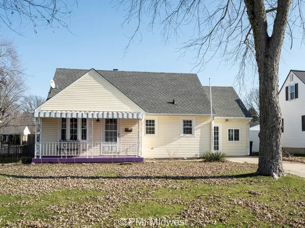 227 S 12th Ave, Beech Grove, IN 46107