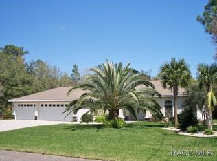 10055 N Sherman Dr, Citrus Springs, FL 34434