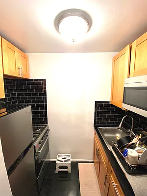 Rented by Compass | media 26