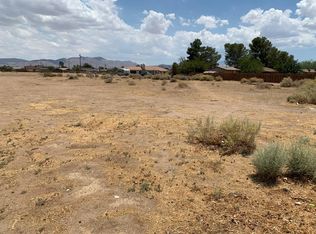 16082 Winnebago Rd, Apple Valley, CA 92307