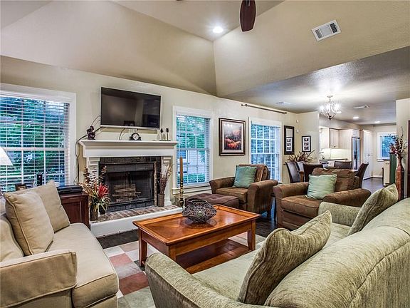 4th image of 6275 Revere Pl