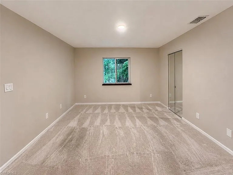 240 Timber Lake Cir #D201 — Photo 11