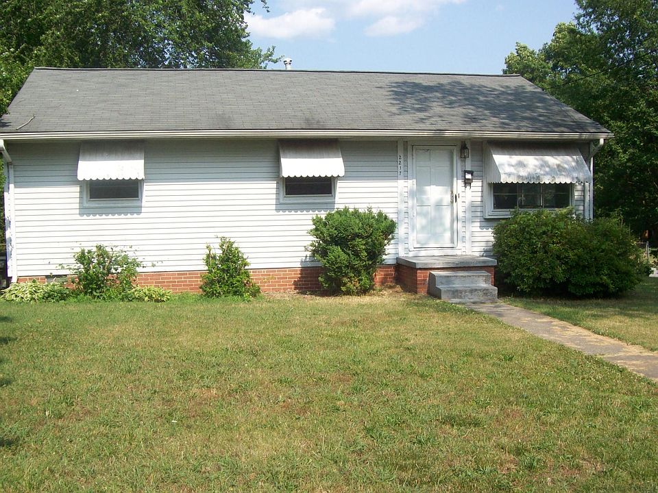 1st image of 2217 Hubert St