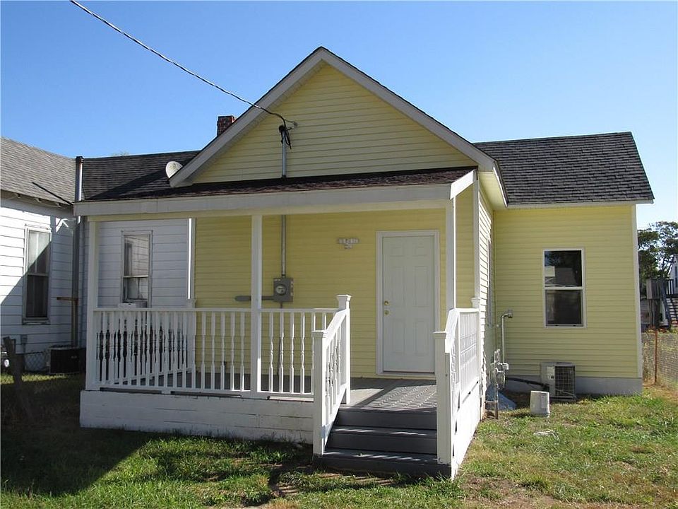 2nd image of 838 Werner Ave