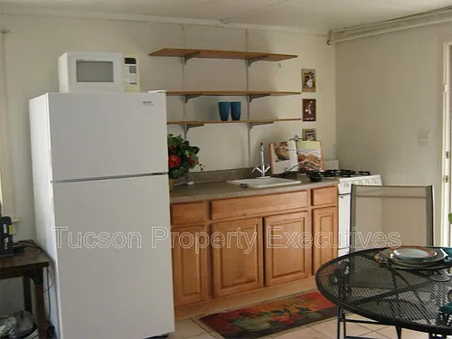 1233 E Mabel St #3 Photo 1