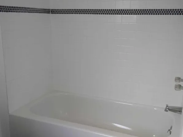 75 Jay St APT 1, Troy, NY 12180