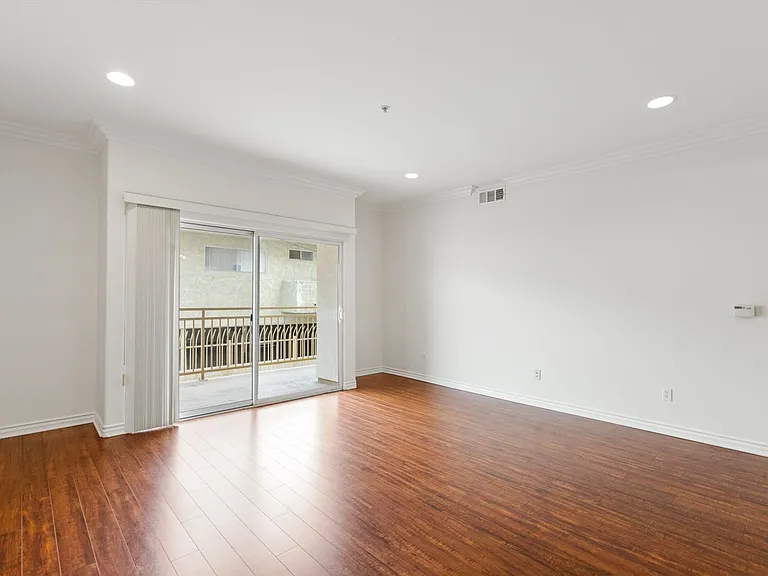 3328 Oakhurst Ave — Photo 19
