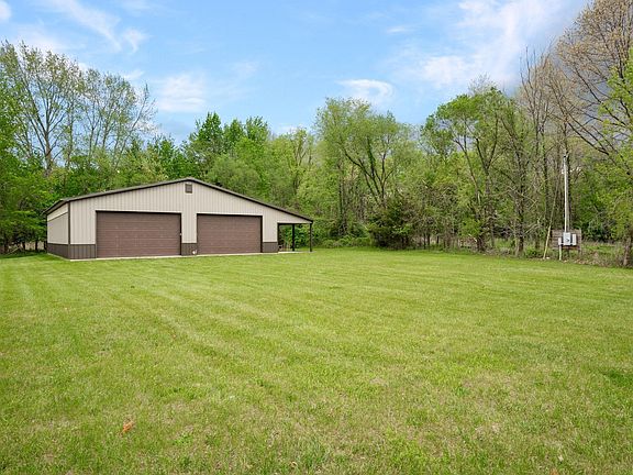 3rd image of 5219 E Quiet Water Ct