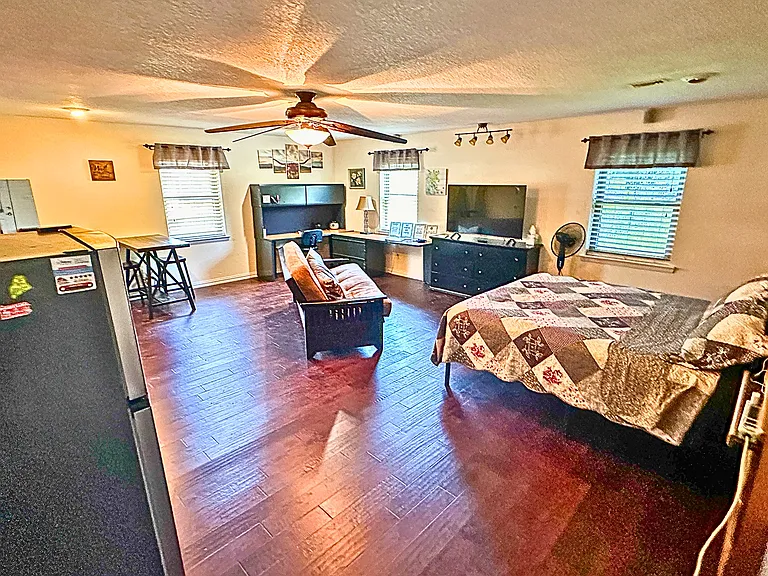3000 Keller Hicks Rd #2 — Photo 20
