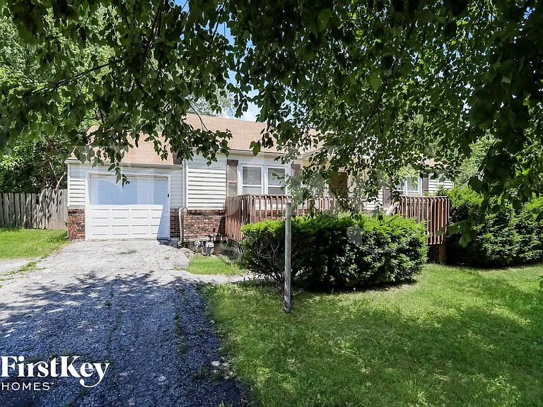 3419 S Home Ave — Photo 2