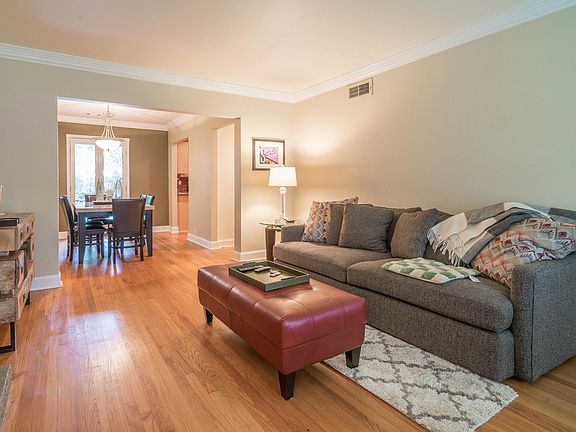 4th image of 3725 Seguin Dr