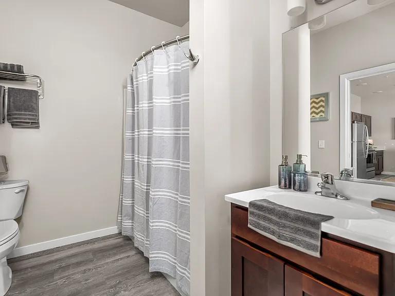 Northside Village Apartments — Photo 25