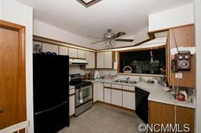 3rd image of 296 Laurel Park Pl