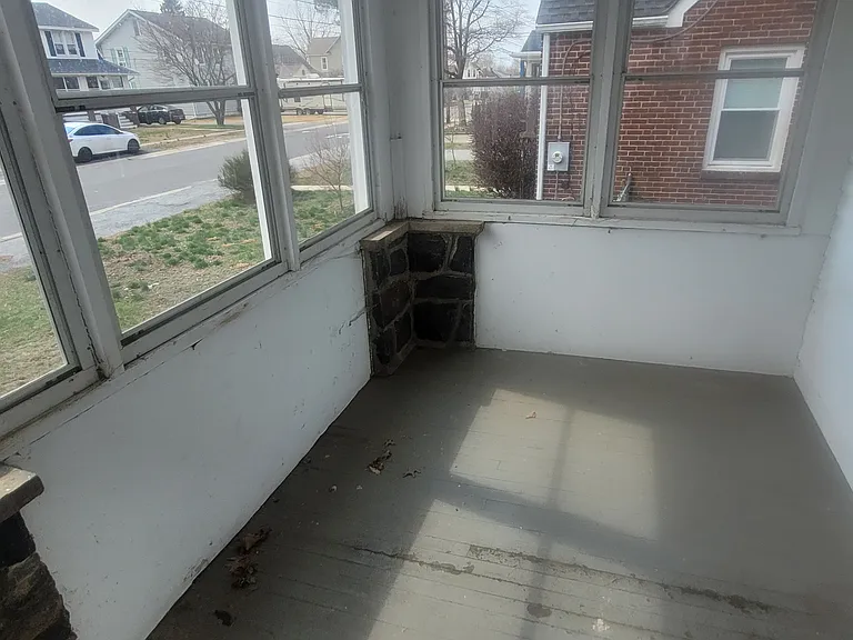207 W Champlain Ave — Photo 15