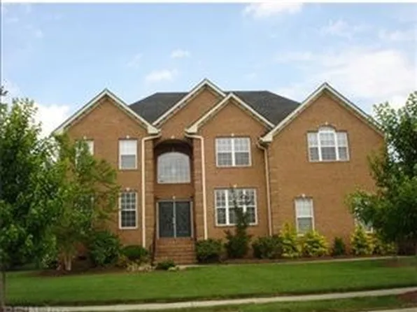 2252 Rio Rancho Dr, Virginia Beach, VA 23456