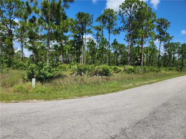 1200 W 11th St, Lehigh Acres, FL 33972