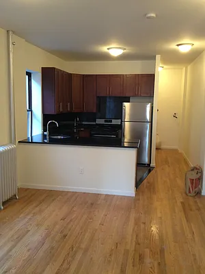 Rented by Mdays Realty | media 21