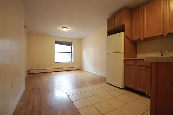 Rented by MNS | media 12