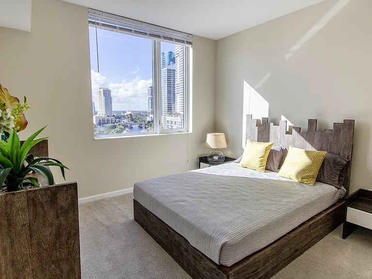 High Rise luxury rental apartments overlooking the New River in Fort Lauderdale, Florida near Las Olas Blvd.