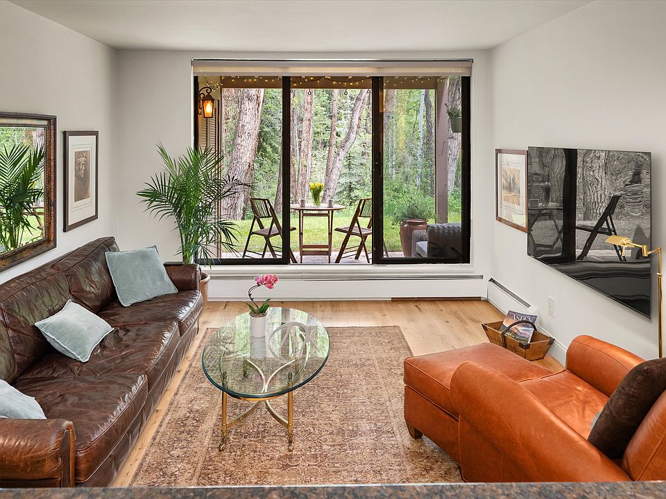 1st image of 412 Vine St #412