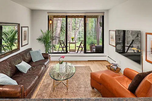 412 Vine St #412 Photo 1