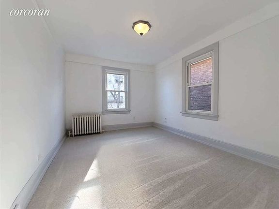 4th image of 278 E 240th St #3
