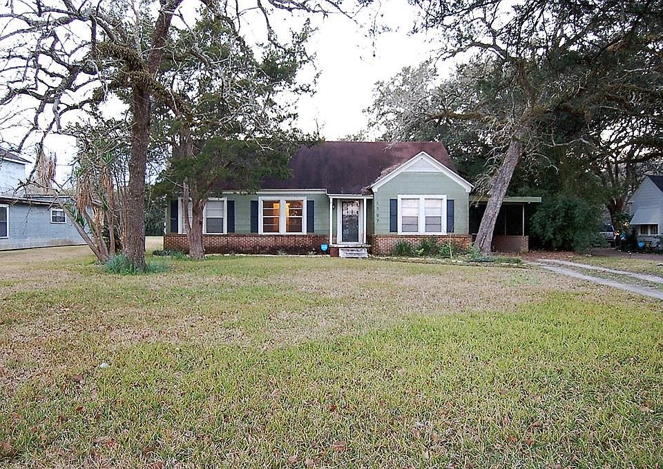 1st image of 1707 Wright Blvd