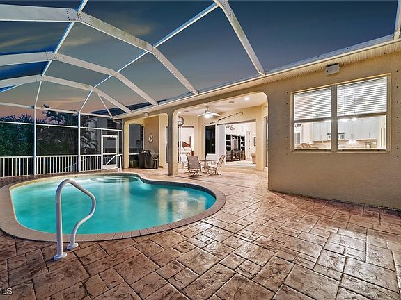 5th image of 2372 Sapodilla Ln