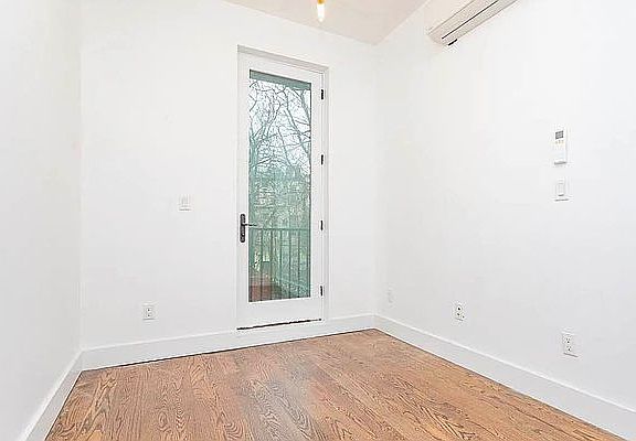 3rd image of 194 Scholes St #2R