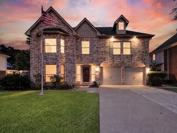 7018 Royal Knoll Ct, Pasadena, TX 77505