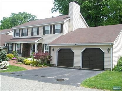 1st image of 12 Clearwater Dr