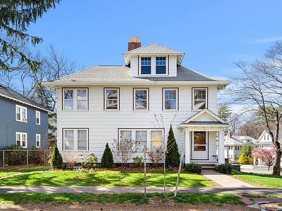 2nd image of 18 Fairfax Rd