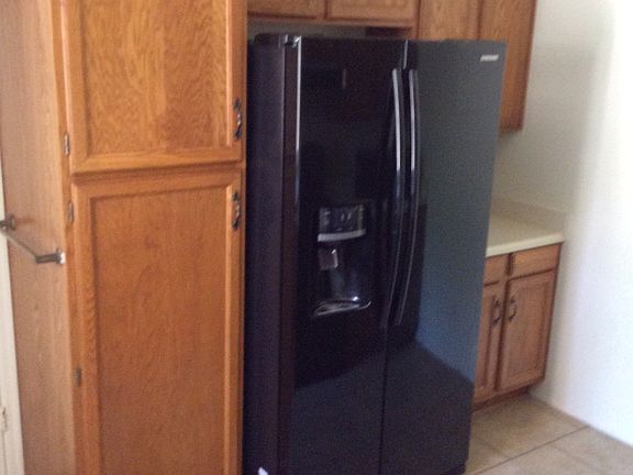 4th image of 945 N Pasadena St #144