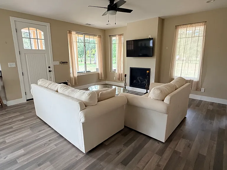 Rancho Los Pavos Ln — Photo 5