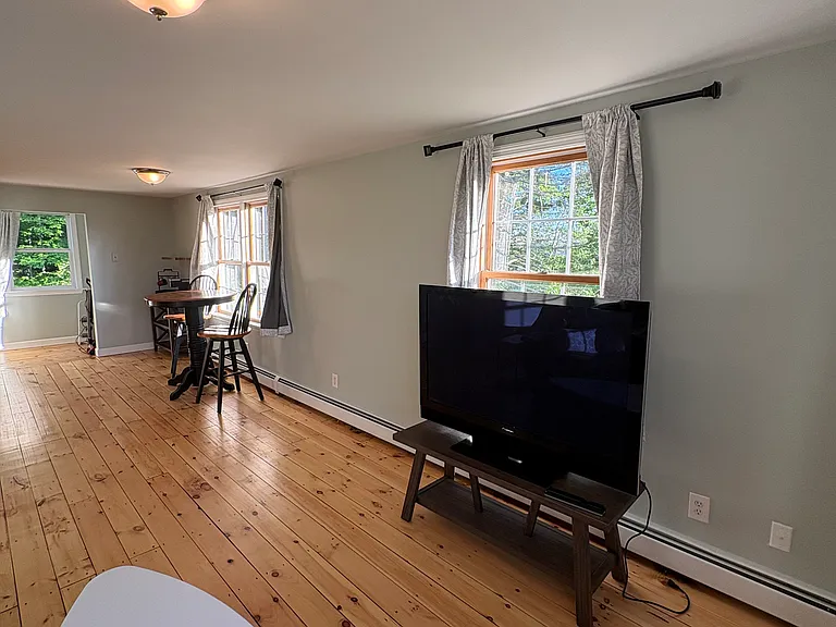 121 Smutty Ln — Photo 9