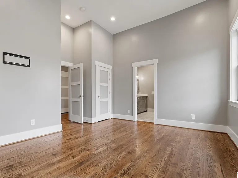 4244 2nd Ave — Photo 28