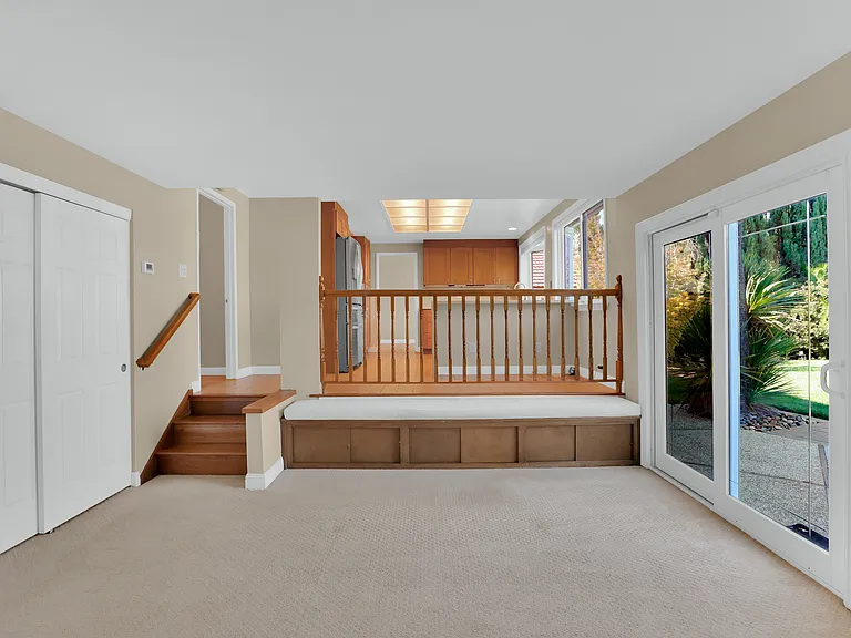 7013 Elmsdale Dr — Photo 16